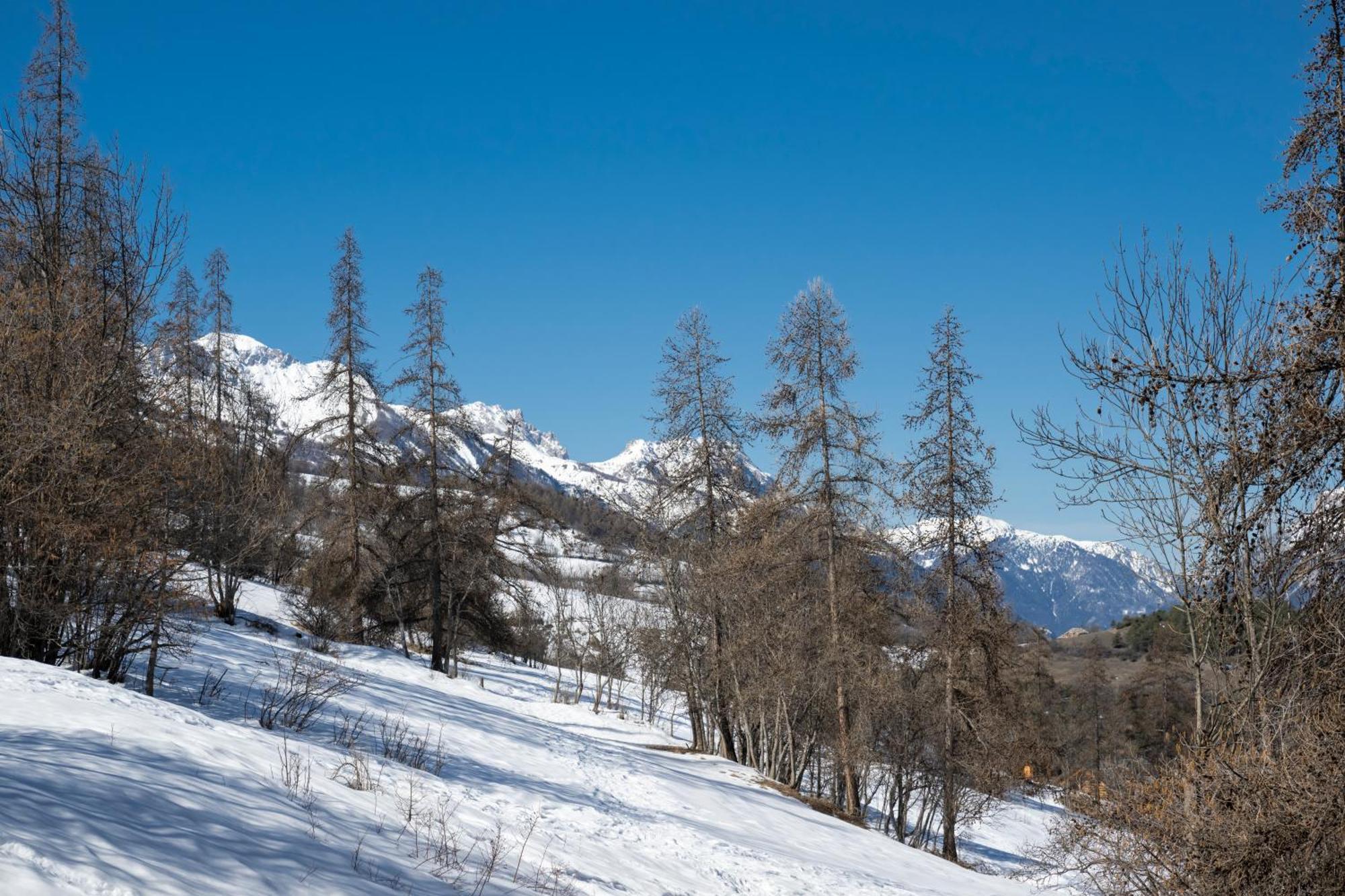 Doux Crepuscule - Au Bord Des Pistes - Parking Daire Enchastrayes Dış mekan fotoğraf